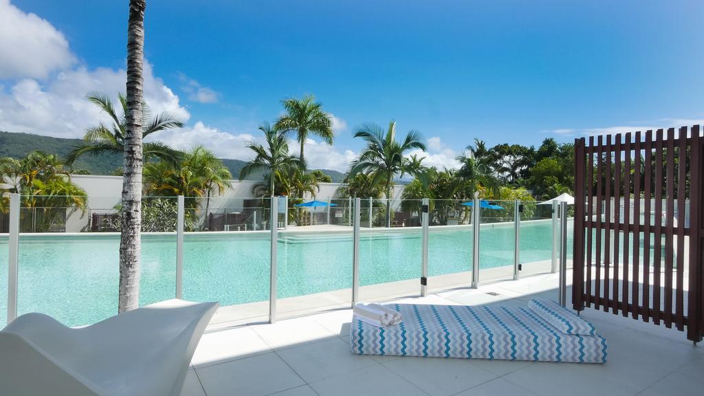 Pool Resort Port Douglas Exterior foto